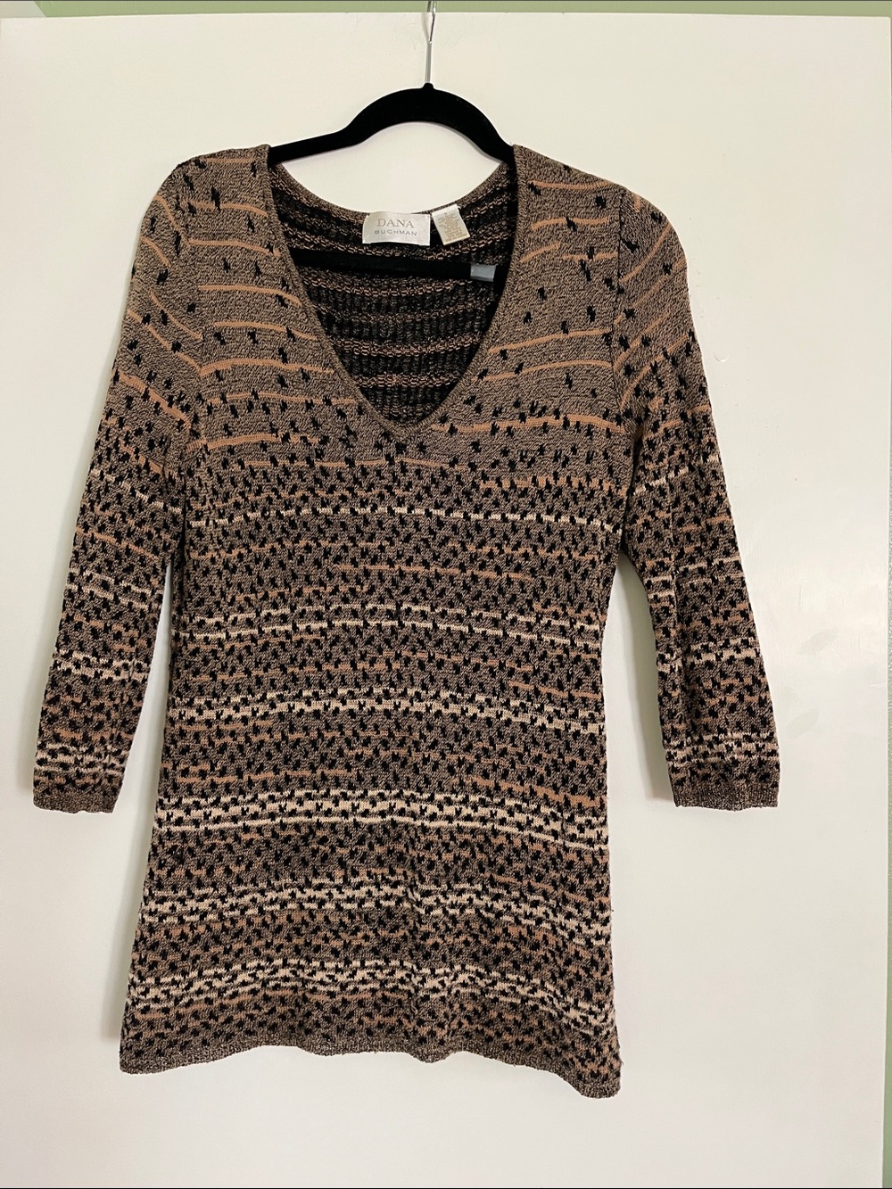 Dana Buchman Brown & Black V-Neck Patterned Knit Tunic